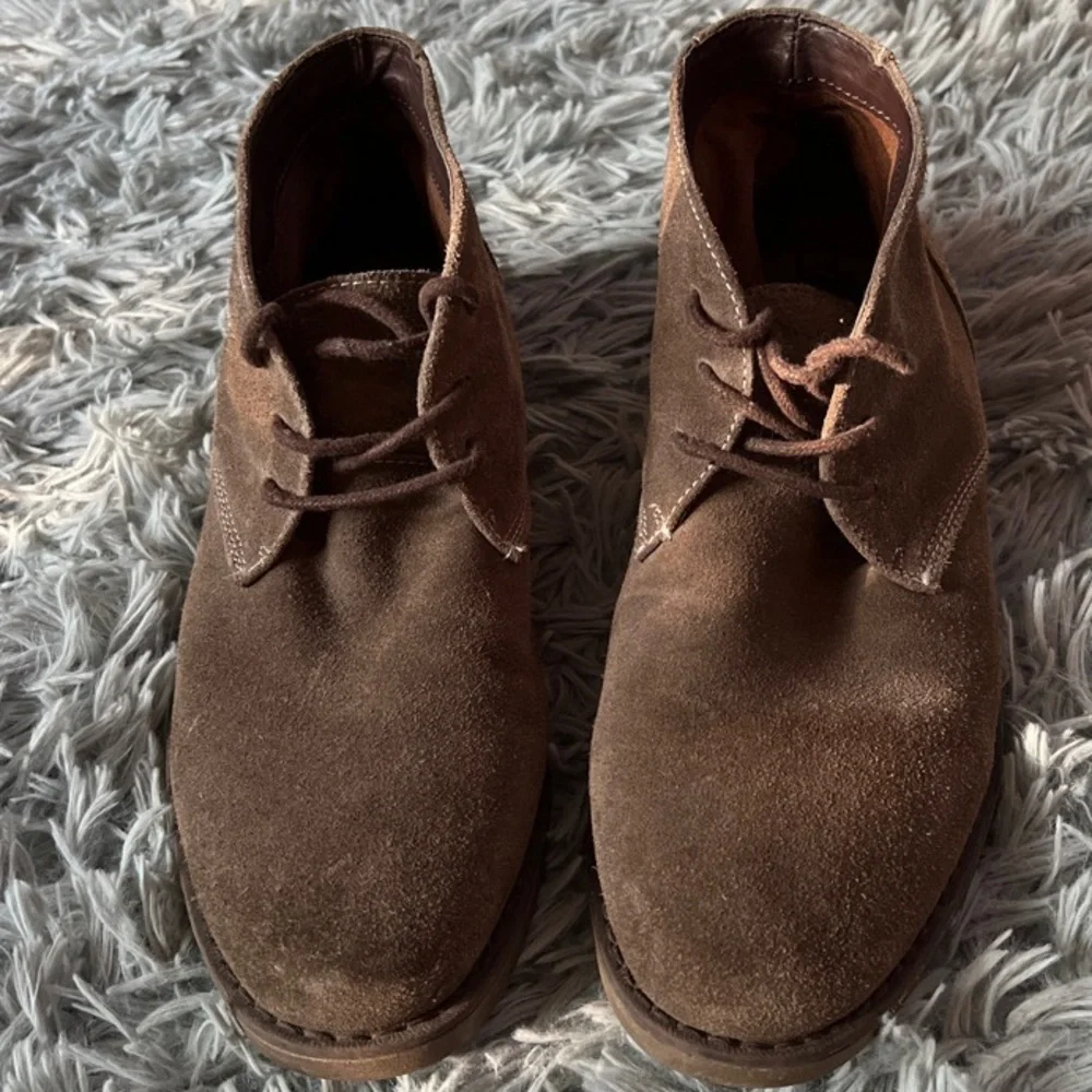 Arnie Suede Chukka Boots